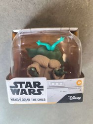 OUTLET Gwiezdne Wojny Baby Yoda Mandalorian Grogu figurka z żabą 6 cm Hasbro USZKODZONE OPAKOWANIE