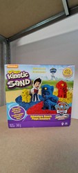 OUTLET Psi Patrol Plastyczny Piasek kinetyczny 340g Kinetic Sand + 3 foremki piesków Chase Marshall Rubble żółty niebieski czerwony PRODUKT WADLIWY - NIEPEŁNY KOMPLET